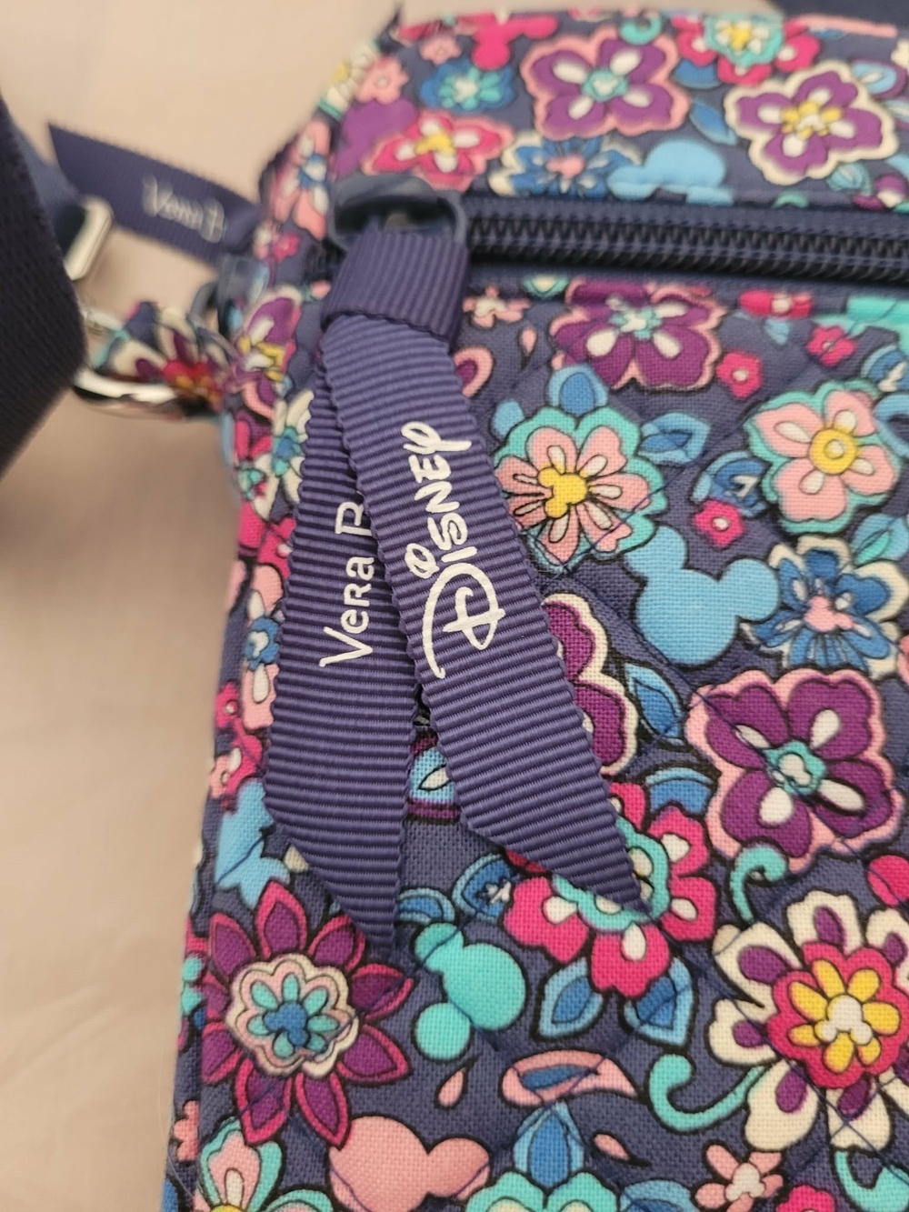 Disney Vera Bradley cross body/ belt bag. - Picture 3 of 12